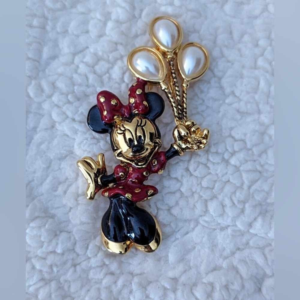 Vintage mini mouse pin